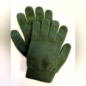 Source Unknown Green Knit Gloves